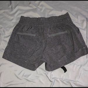lululemon athletica Shorts - Spring break away short size 4 lululemon athletica Shorts - Spring break away short size 4